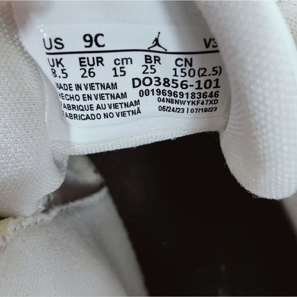 Nike Toddler Kids Air Jordan 11 Retro 'Neapolitan' Sneakers, Black White, Sz 9C